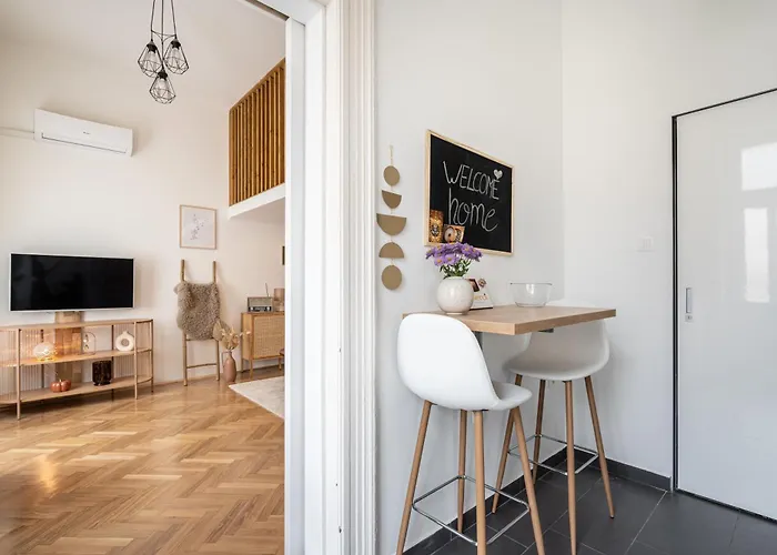 Solar System With Gallery Apartament Budapeszt