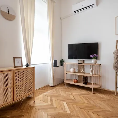 Solar System With Gallery