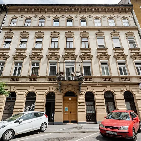 Apartament Solar System With Gallery *