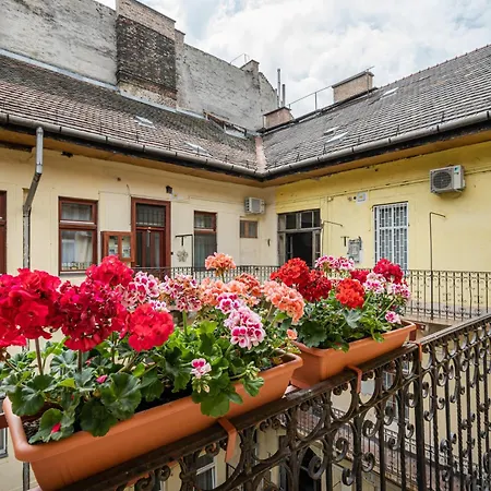 公寓 Solar System With Gallery 布达佩斯